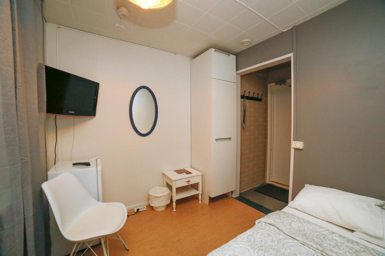 Single Room,1174957865:JPEG