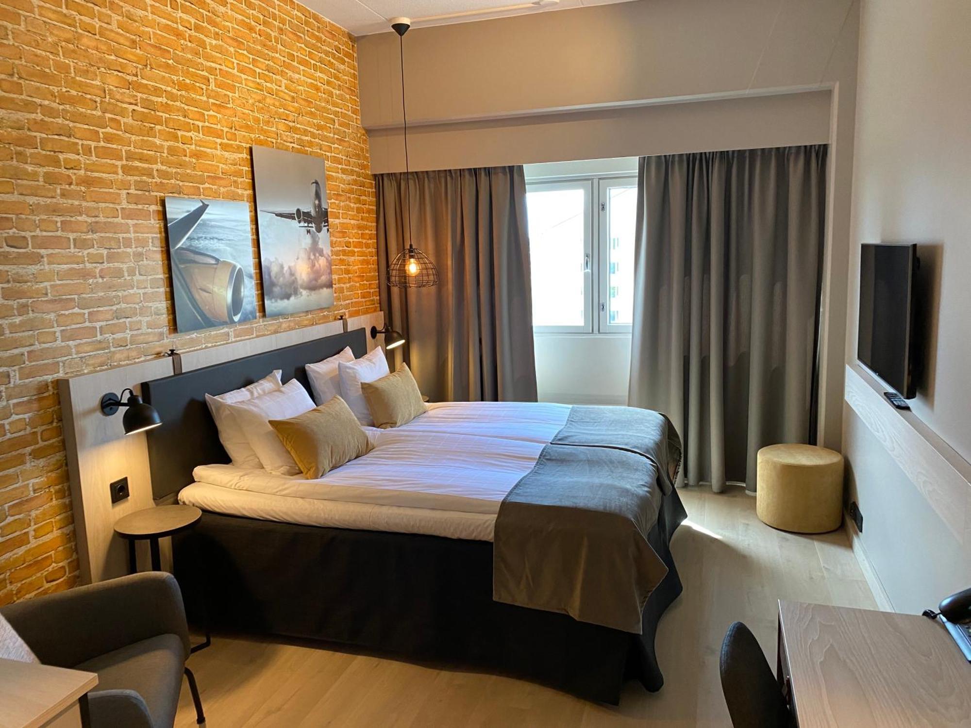 Standard Double Room,1212214891:JPEG