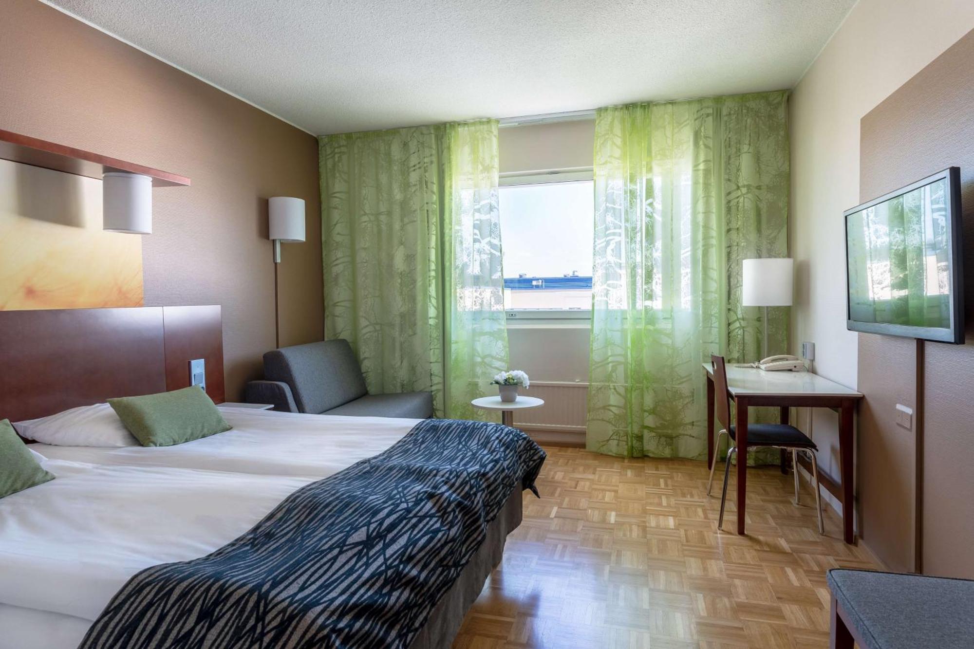 King Room,1212235375:JPEG