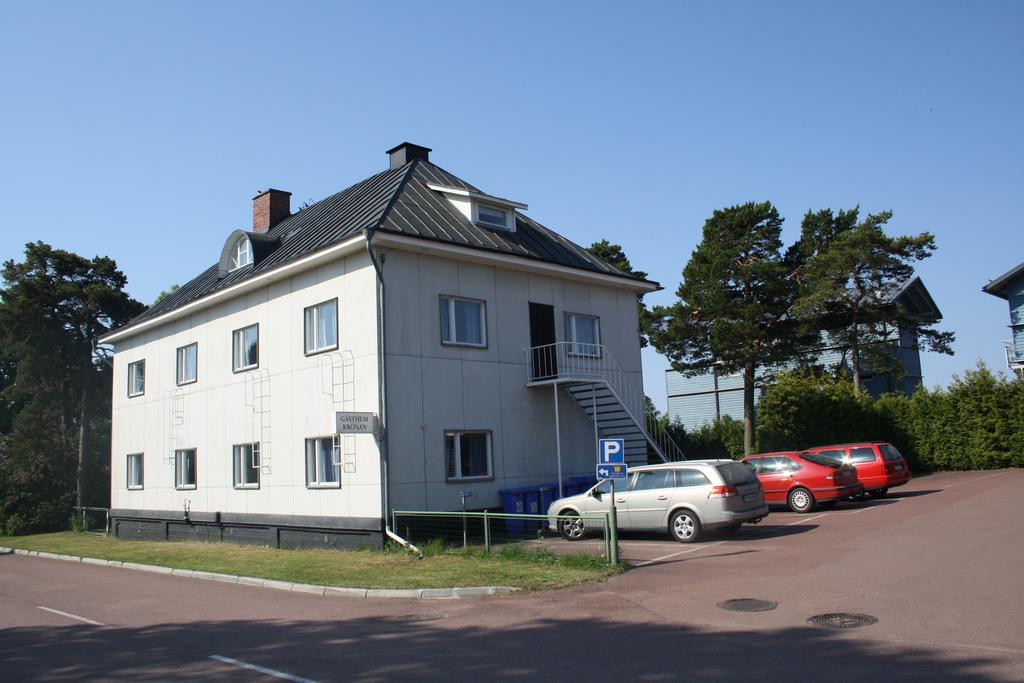 Trebäddsrum med delat badrum