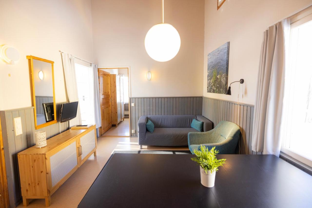 One-Bedroom Cottage,1402889459:JPEG