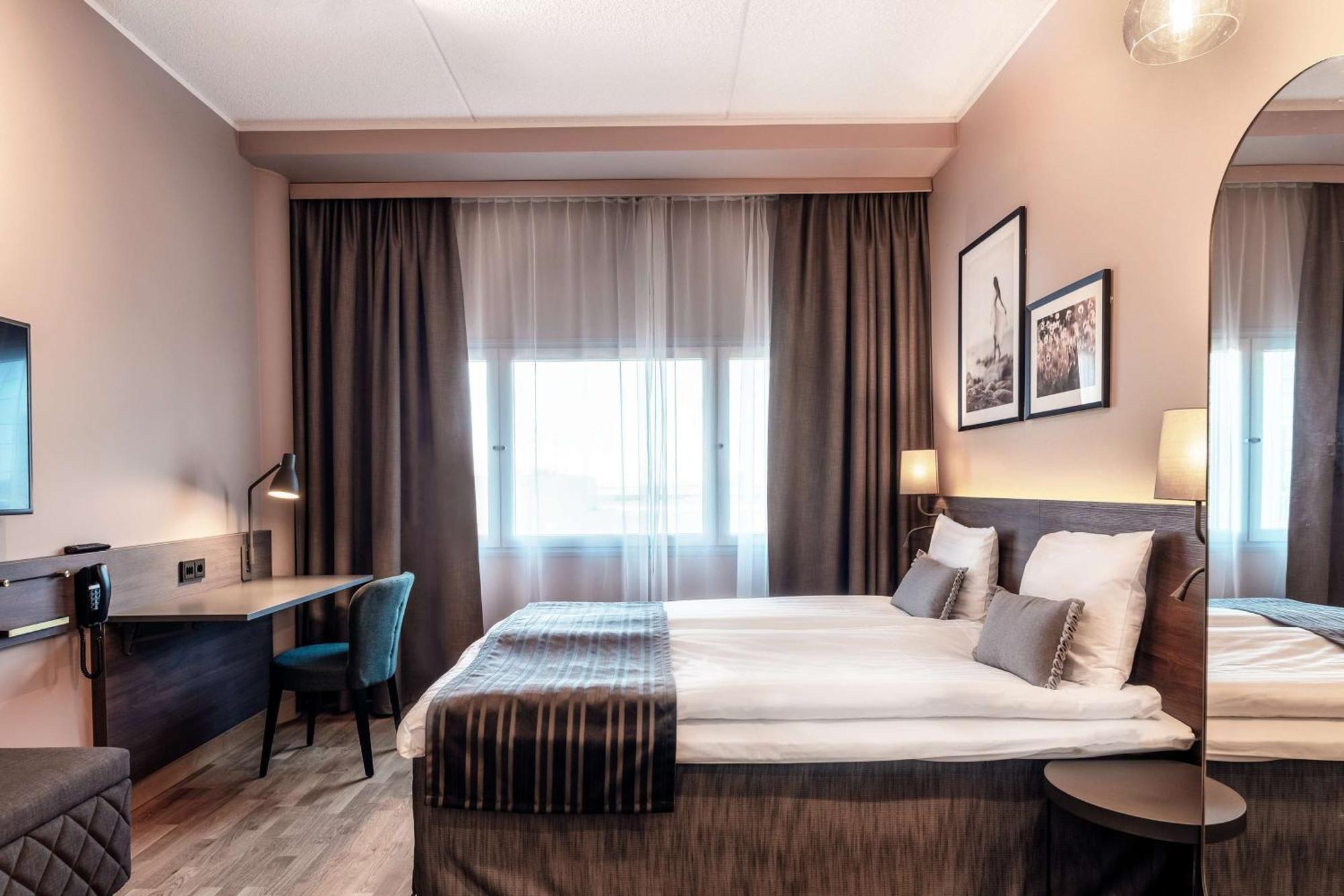 Standard Twin Room,1453087084:JPEG