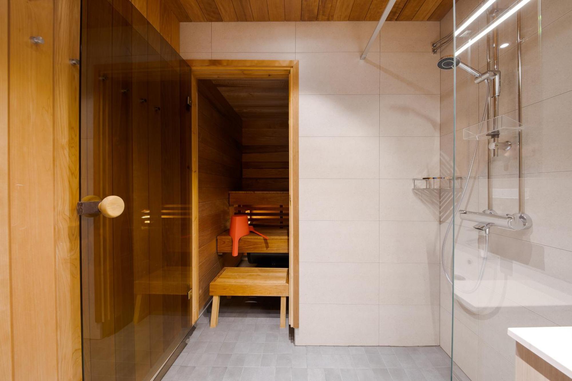 Two-Bedroom Apartment Sauna,1500376936:JPEG