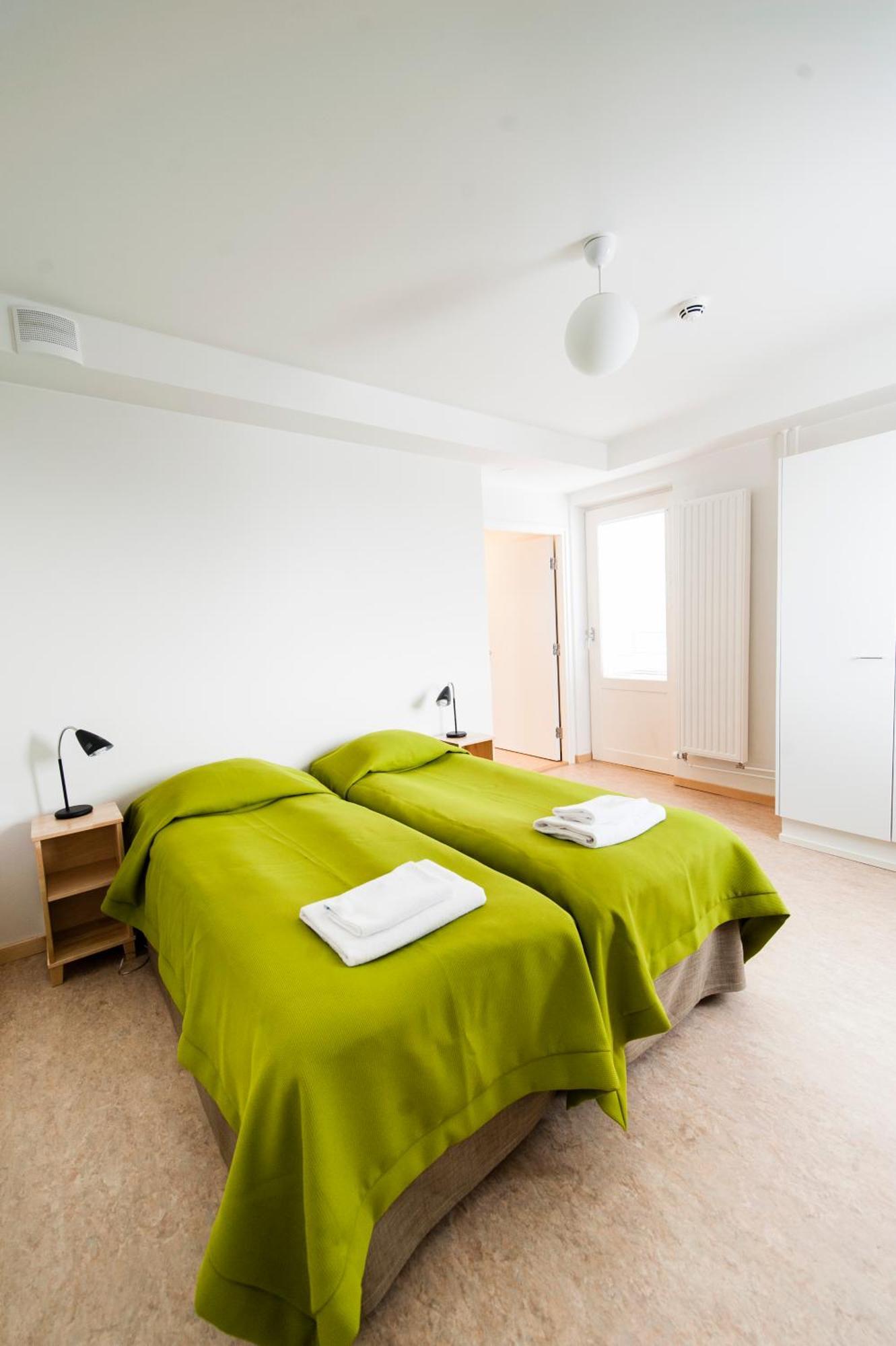Two-Bedroom Apartment,1589594497:JPEG