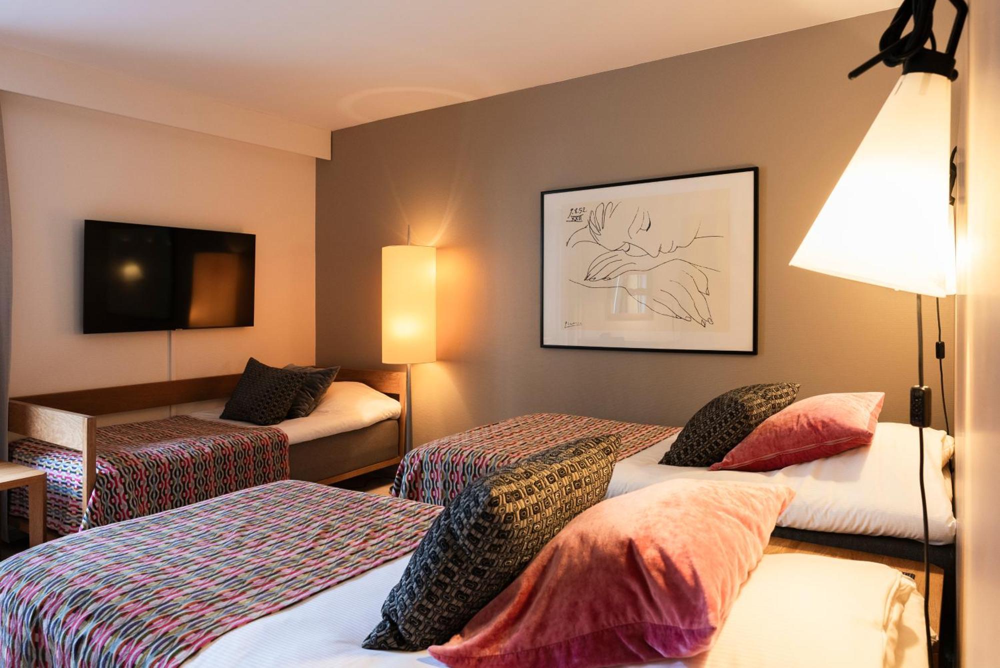 Standard Triple Room,1219634776:JPEG