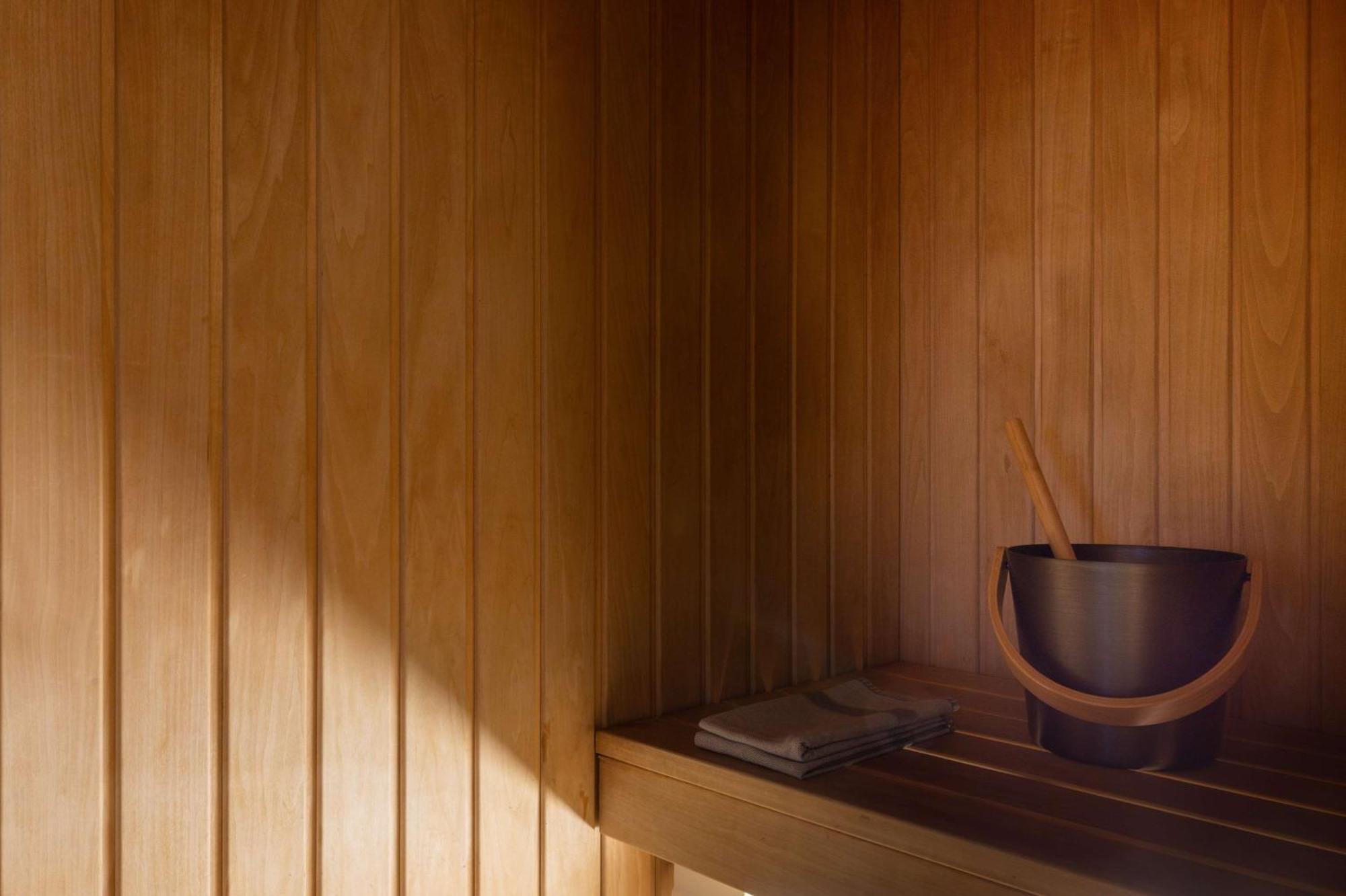 Executive King Room Sauna,1660285538:JPEG