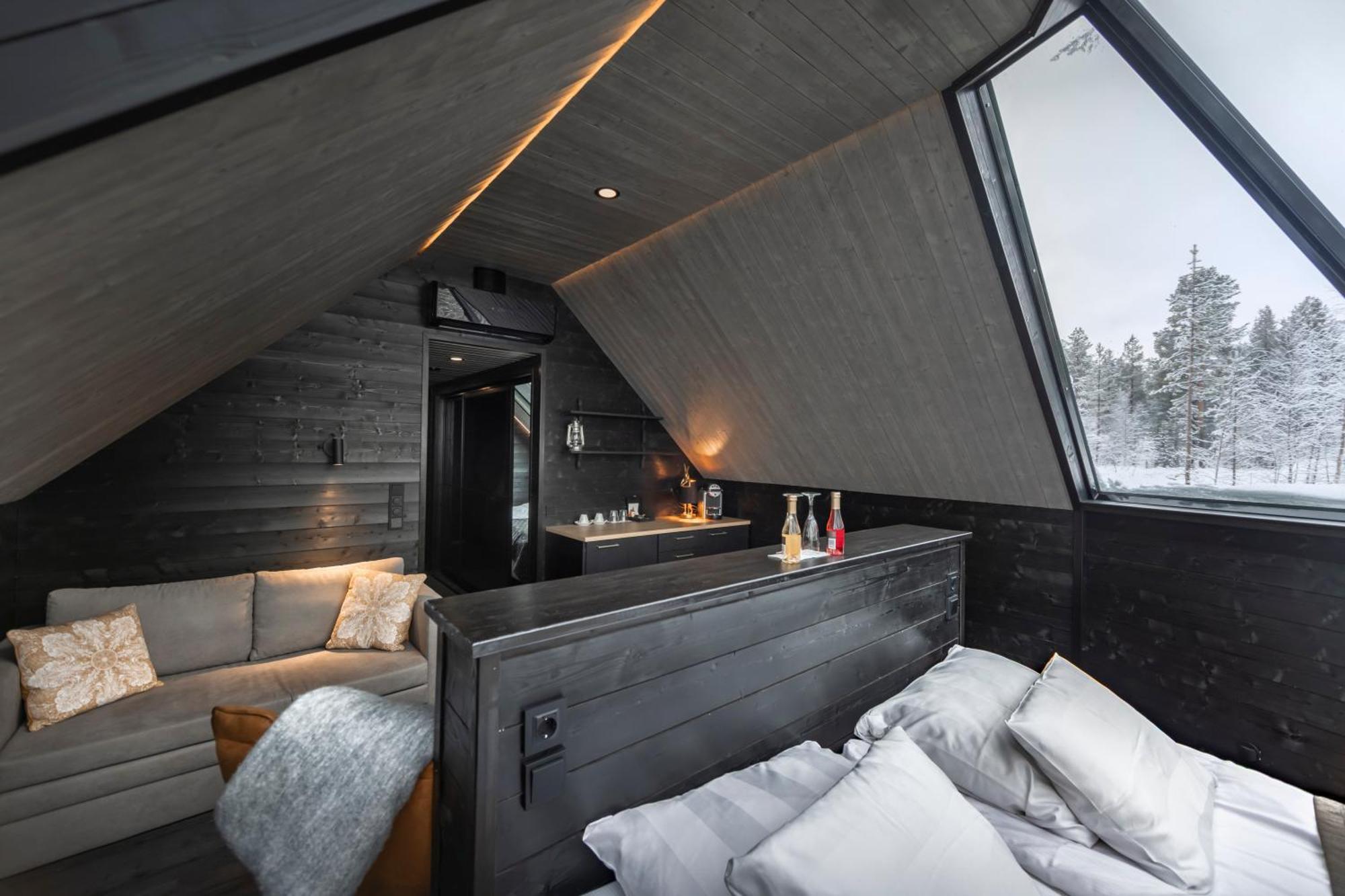 Aurora Cabin Suite,1669862517:JPEG