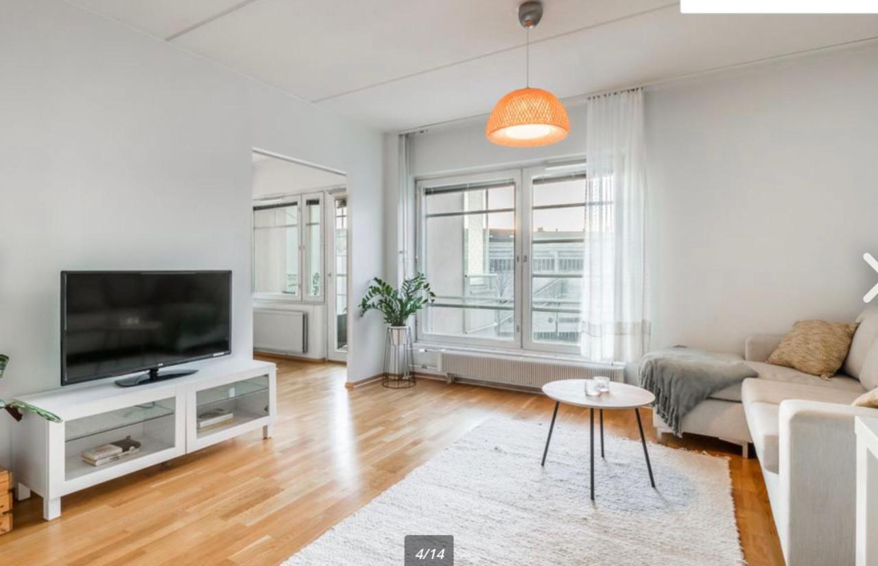Apartment Balcony,1122245415:JPEG