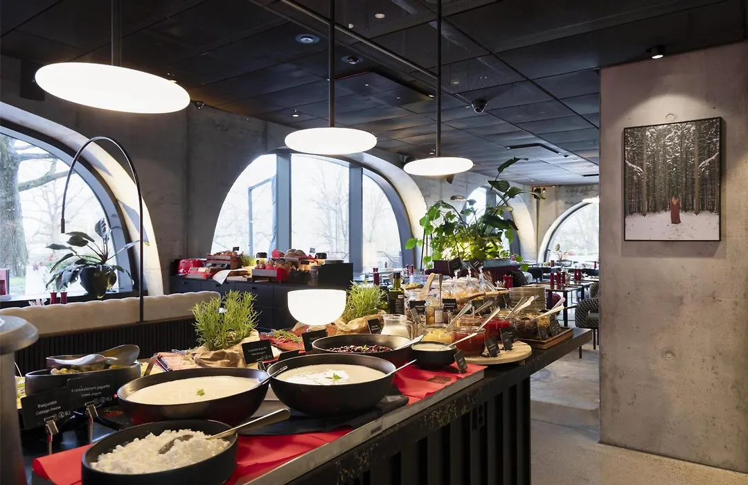 Radisson Red Helsinki-1