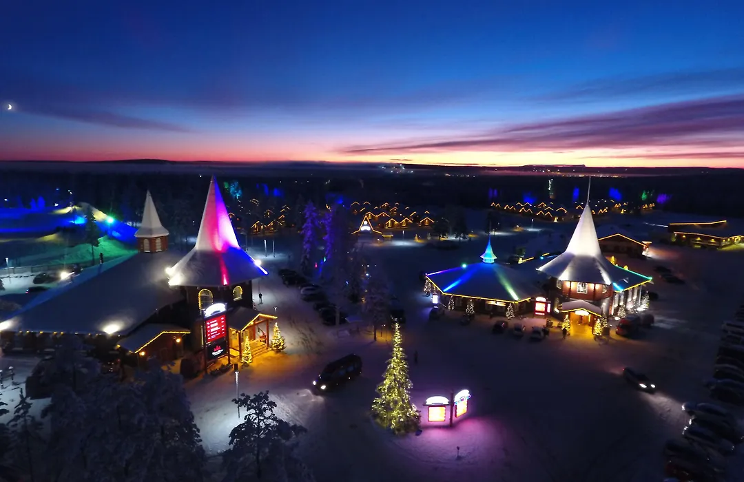 Santa Claus Holiday Village-1