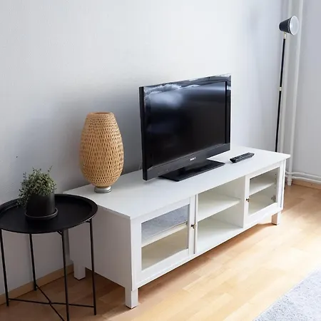 2Ndhomes Charming Central 1Br City Apartment With Great Location-2