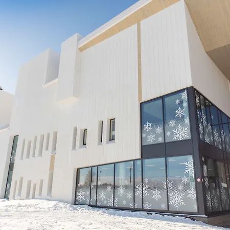 Snow Hotel-2