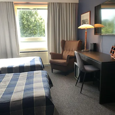 West Side Hotel-2