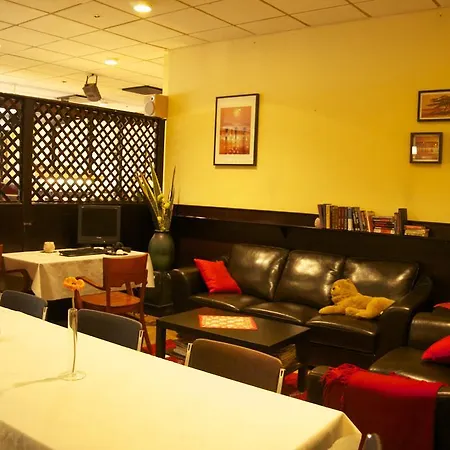 Hotel Avion-3