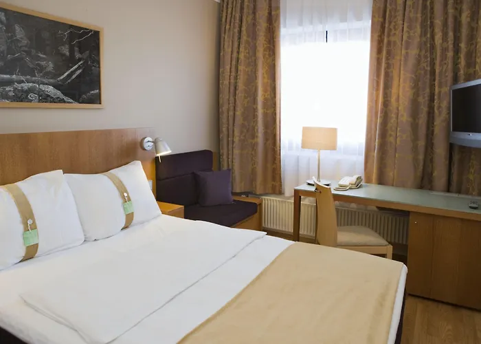 Vantaa Resorts and Hotels with Waterparks