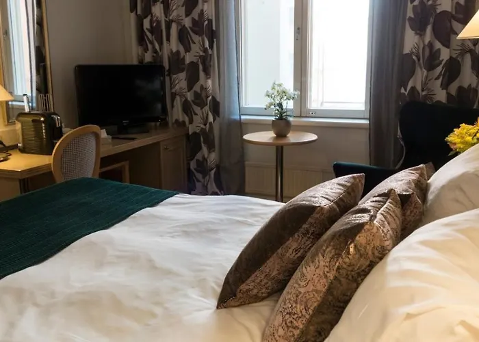 Hoteles de Lujo en Helsinki cerca de Iglesia de Piedra